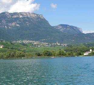 Blick auf Kaltern und den Penegal