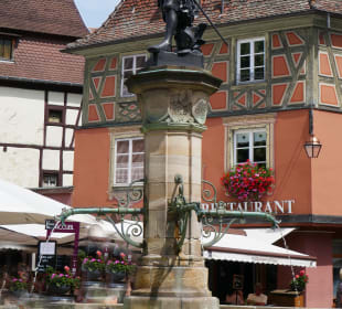 Brunnen isn seiner ganzen Ansicht