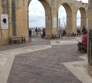 Upper Barrakka Gardens