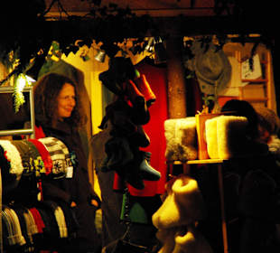 Verkaufstände ringsrum