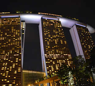 Marina sands bay