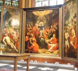 St. Annen Kapelle mit Tryptichon des H. Geistes