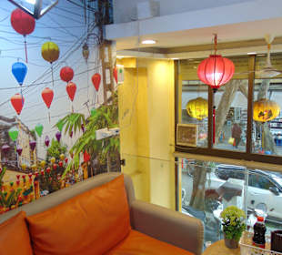 Banh Mi Long Hoi Sandwich Café