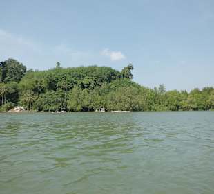 Richtung James Bond Felsen