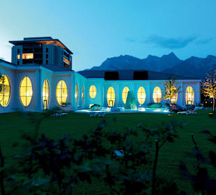 Tamina Therme Abendbeleuchtung