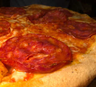 Echte handgemachte italienische Pizzen