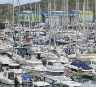 Am Yachthafen von Albufeira