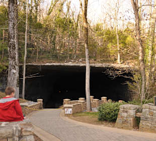 Eingang zur Cathedral Cavern