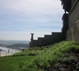 Am Niederwalddenkmal