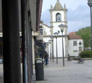 Marktplatz mit Kirche