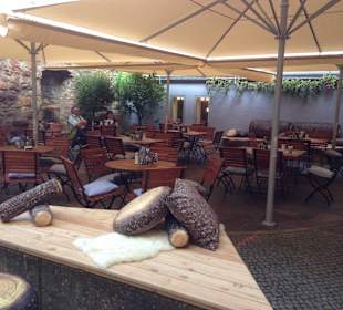 Biergarten cafepodium