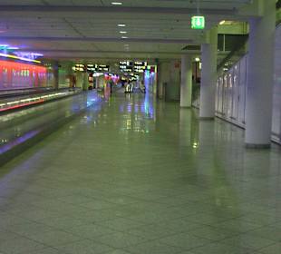 Untergeschoss - Viel Platz zum gehen 