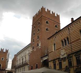 Justizpalast an der Piazza dei Signori
