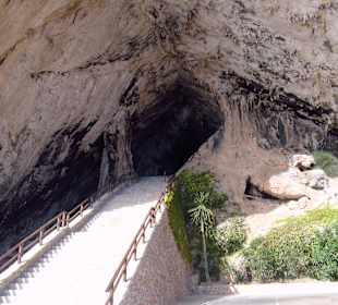 Eingang Arta Höhle