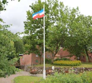 Landesfahne am Marxenhaus