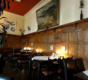 Blick in den großen Gastraum