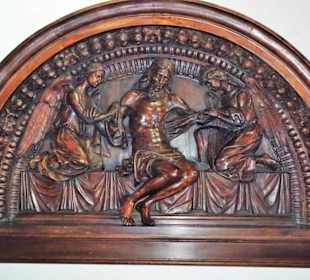 Flachrelief im Oratorium