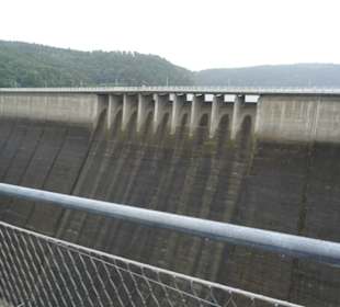 Blick auf die Staumauer Rappbode