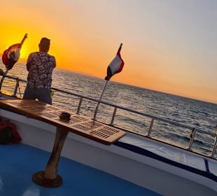 Sonnenuntergang auf dem Bot