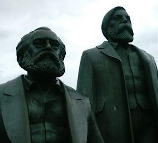Marx Engels forum