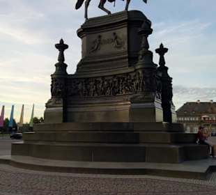 Altstadt König-Johann-Denkmal
