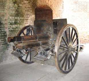 Alte Kanone im Fort Zachary Taylor