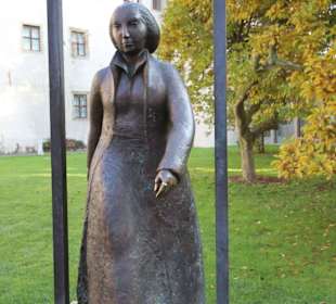 Statue Katharina von Bora