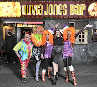 Olivia Jones Familie