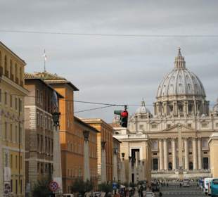 Auf dem Weg von der Engelsburg zum Petersdom