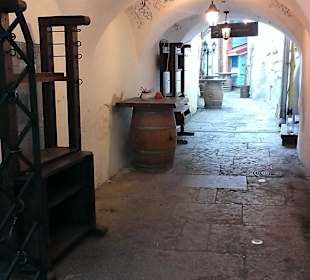 Симпатичный дворик