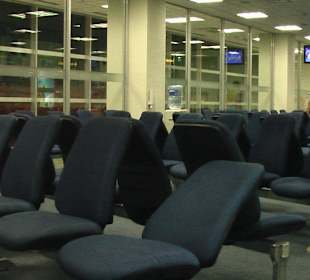 Sitzplätze im Gate 10 