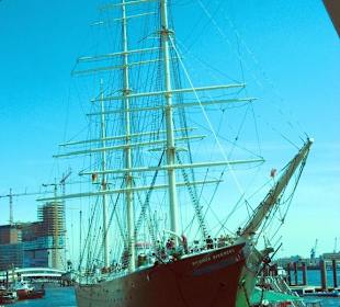 Hamburger Hafen und Fähren!