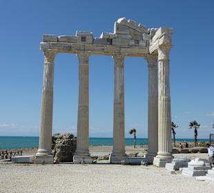 Side Apollon tempel