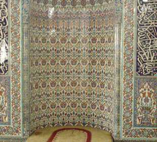In der Moschee von Side
