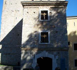 Ein altes Wasserschloß am See