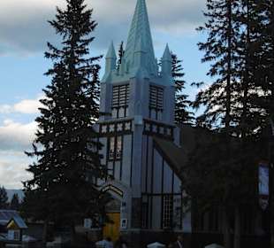 Blick auf das Gotteshaus am Abend