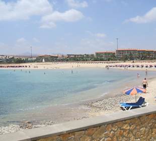 Der Strand "Caleta de Fustes"