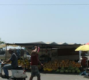 Buntes Strassentreiben