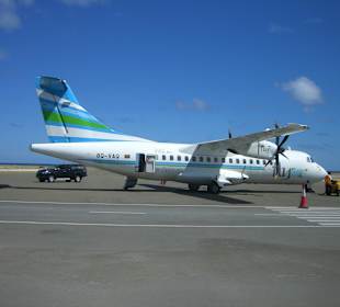 Transferflugzeug zur Sun Island