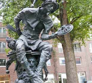 Der Hoppeditz von Düsseldorf, steht auch beim 