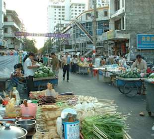 Nachtmarkt in Sanya