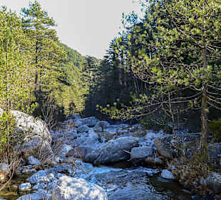 Enipeas Canyon