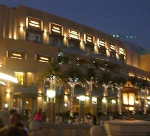 Aussenansicht am Abend