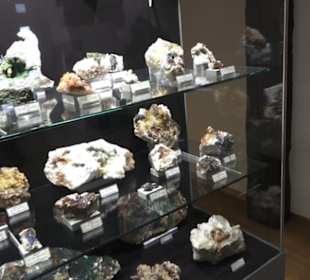 Museum für Mineralien und Mathematik