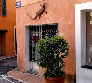 Площадь Пуассонри в Грассе