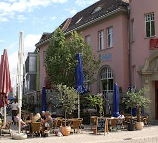 Außenansicht mit Terrasse
