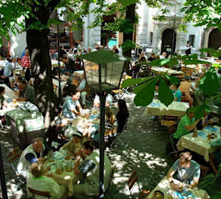 Biergarten im Hofbräuhaus München