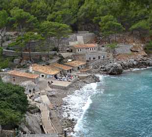 Bucht mit Restaurant`s