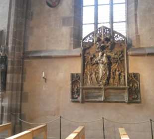 Innenbesichtigung der Frauenkirche am Hauptmarkt