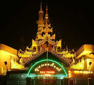 Sule-Pagode Yangoon/Nachtaufnahme